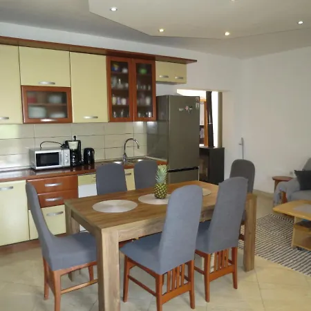 Tina - Big120 By Interhome Biograd Na Moru