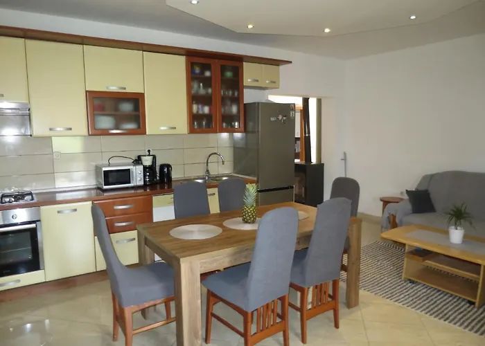 Tina By Interhome Biograd na Moru